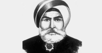 Abdülhak Molla